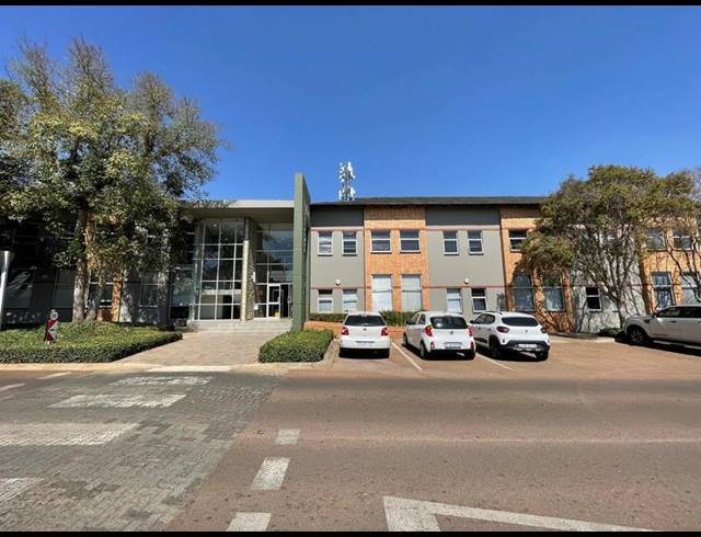 BUSINESS PROPERTY TO RENT IN MIDSTREAM ESTATE